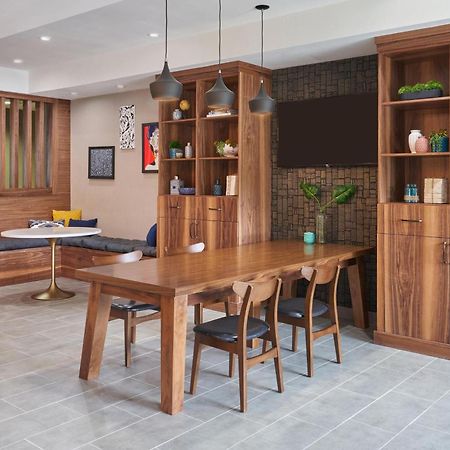 Four Points By Sheraton Chicago شامبورغ المظهر الخارجي الصورة