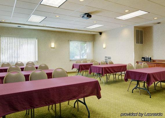 Four Points By Sheraton Chicago شامبورغ المرافق الصورة